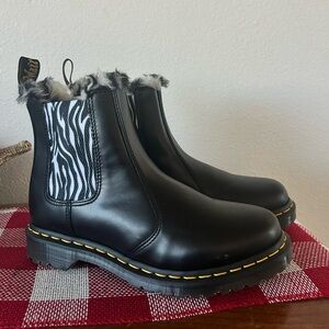 dr. martens 2976 leonore chelsea boots faux fur zebra print